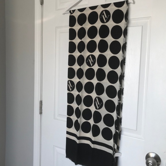 Adrienne Vittadini Scarfs - Picture 5 of 7